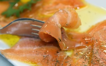 SMOKED SALMON A LITTLE MARINATED WITH DILL SALT